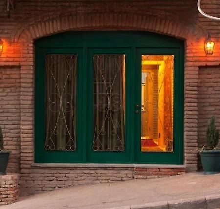 Green Door Tbilisi Exterior foto